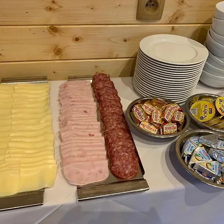 A Restaurace Vyhlidka *