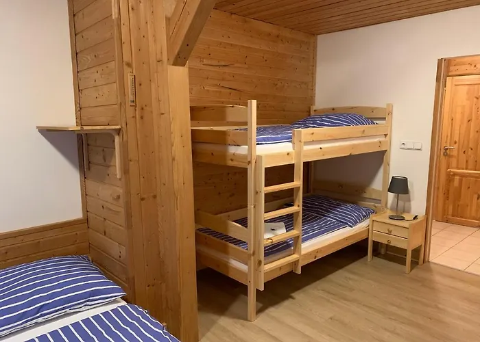 Pensión A Restaurace Vyhlídka 3*